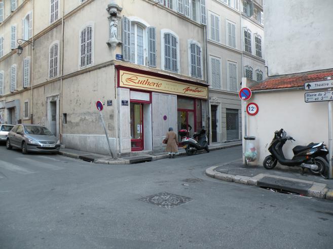  Lutherie, rue de l'Evêché